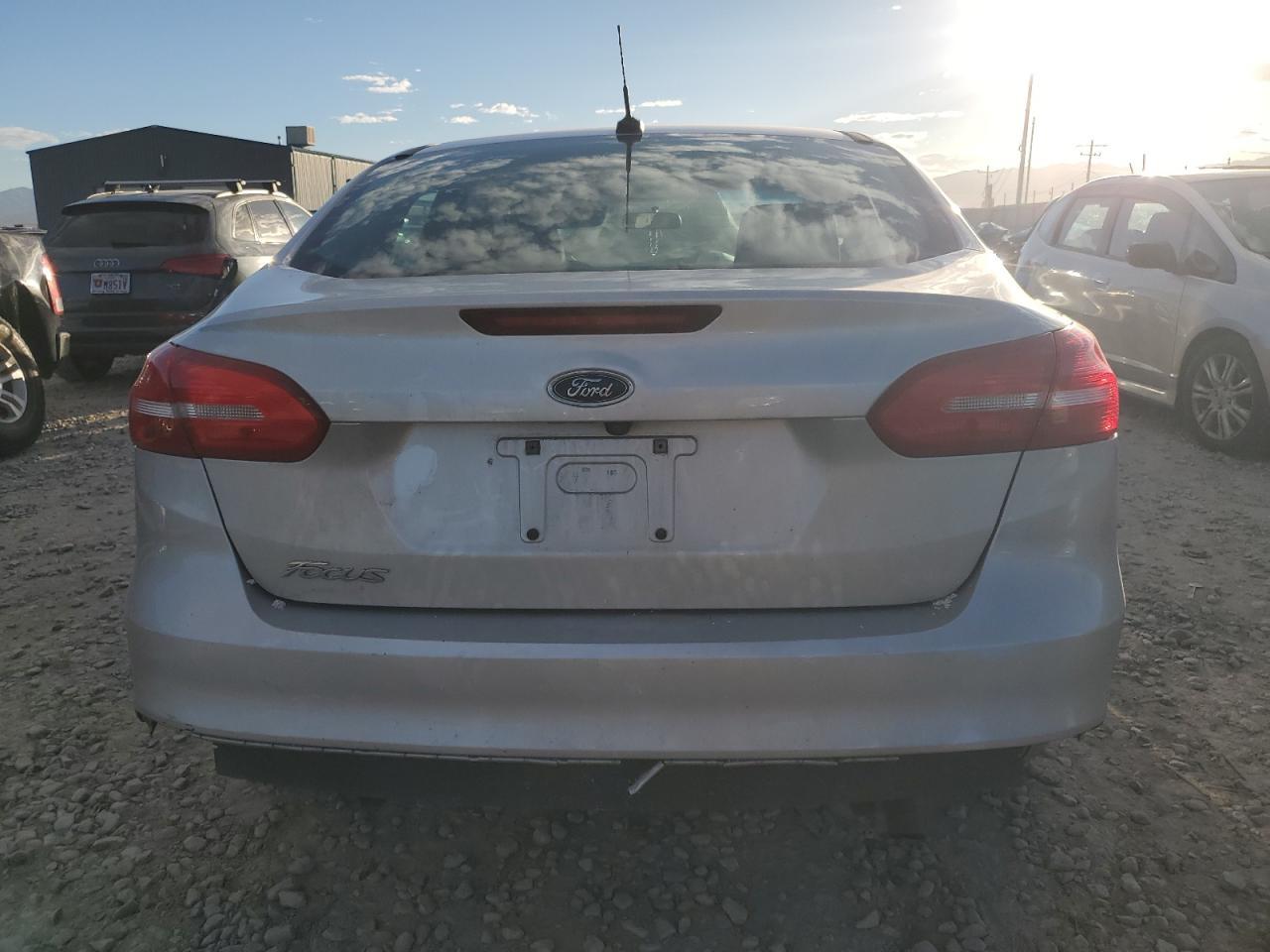 2018 Ford Focus S - Image 6