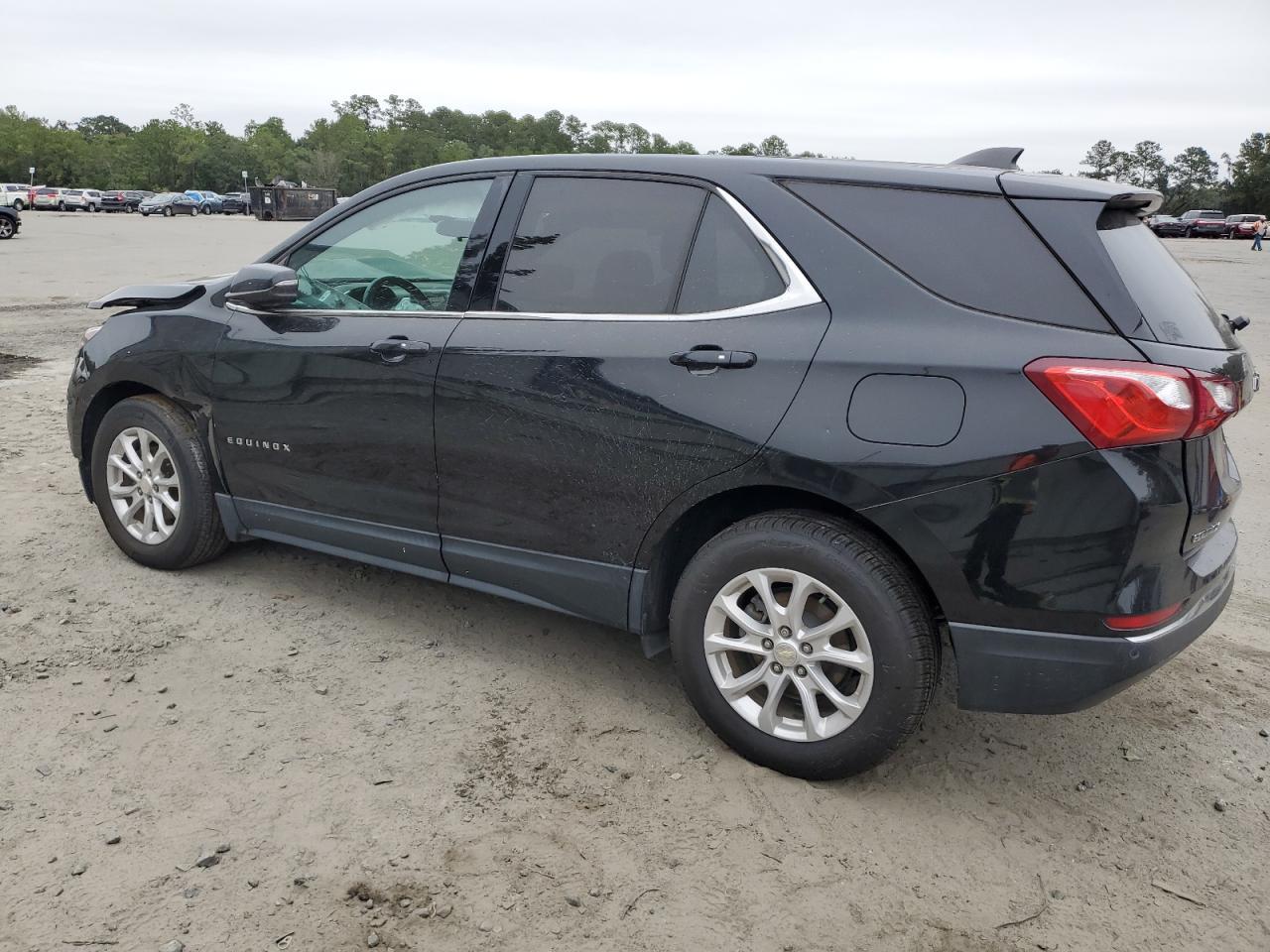 2019 Chevrolet Equinox - Image 2