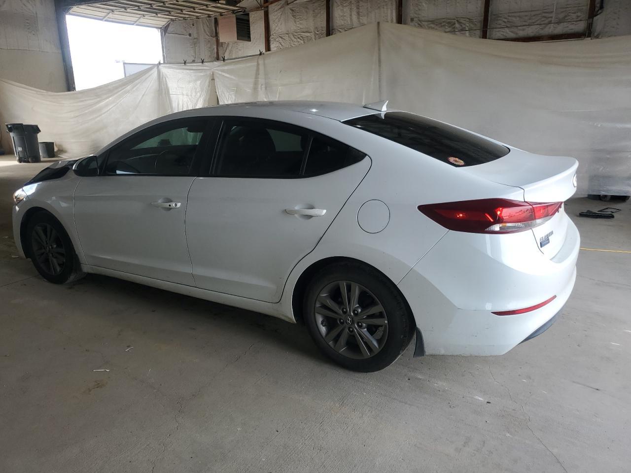 2018 Hyundai Elantra Sel - Фото 2