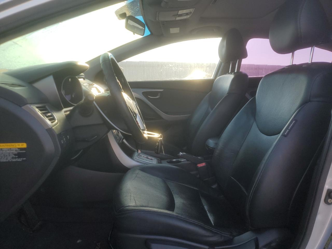 2012 Hyundai Elantra - Фото 7