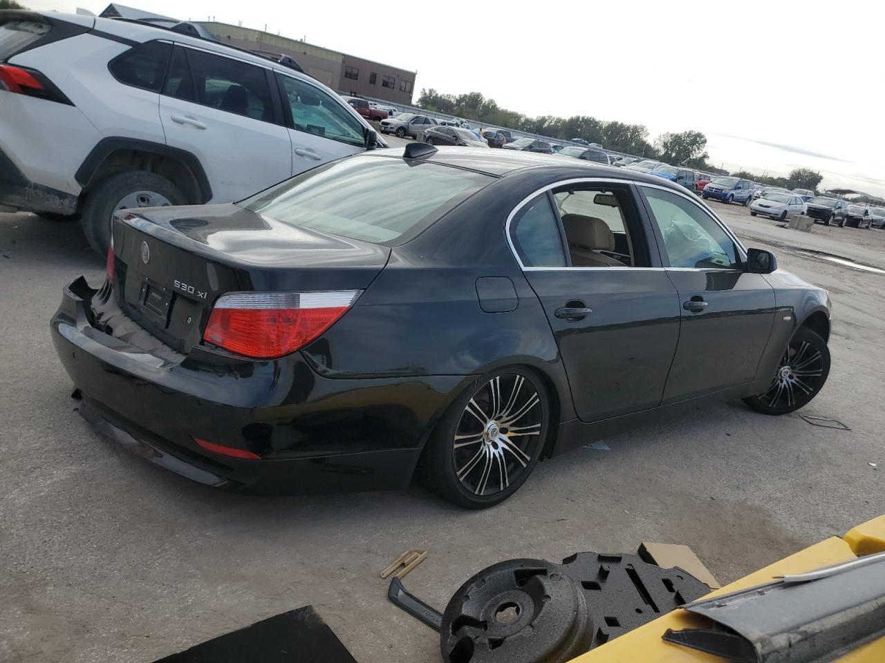 2006 BMW 530 Xi - Фото 3