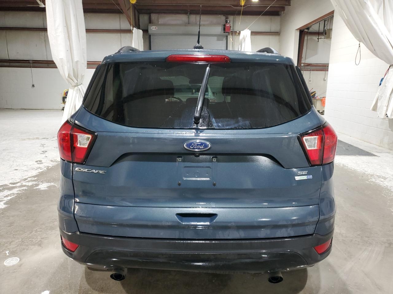 2019 Ford Escape Se - Фото 6