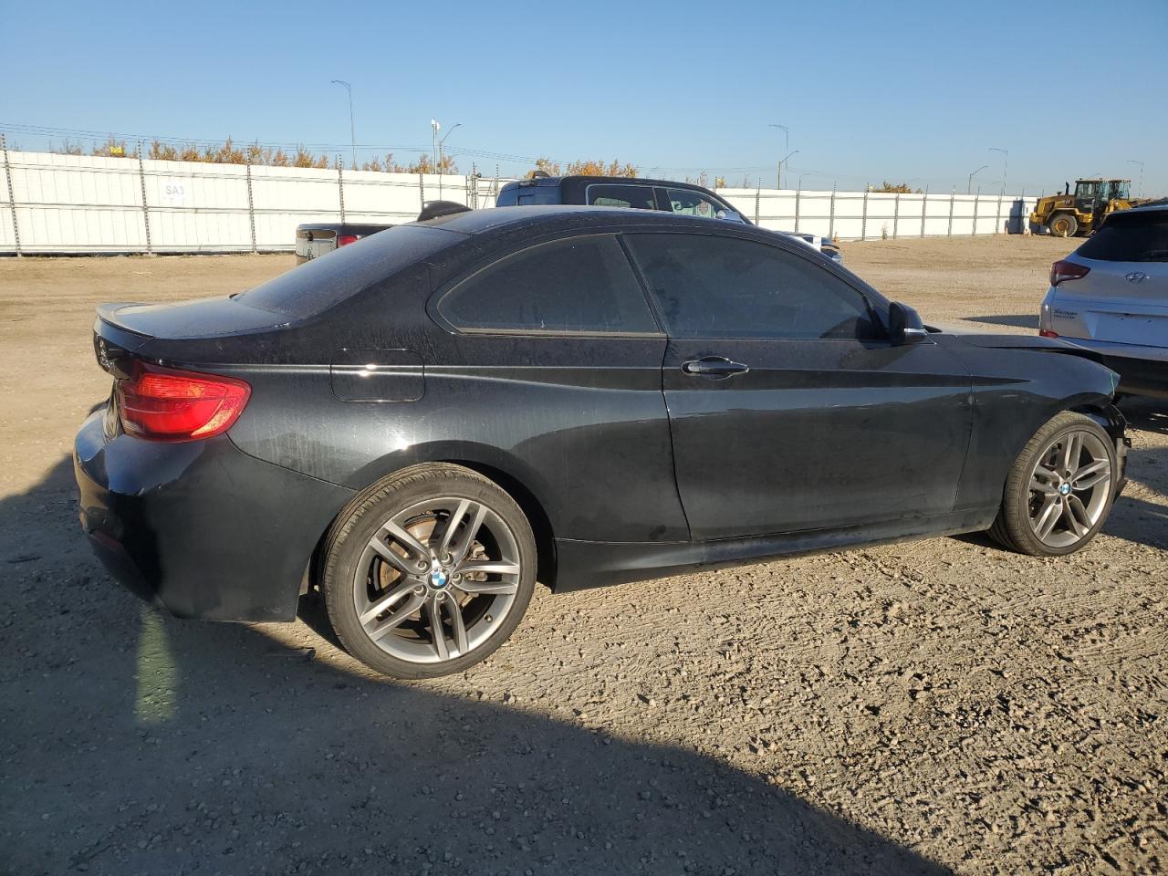 2018 BMW 230Xi - Фото 3