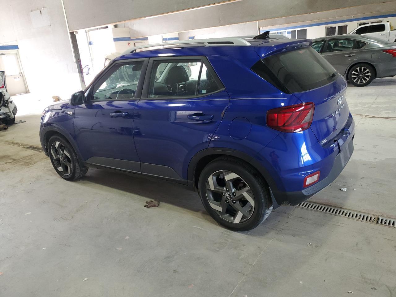 2021 Hyundai Venue Sel - Фото 2