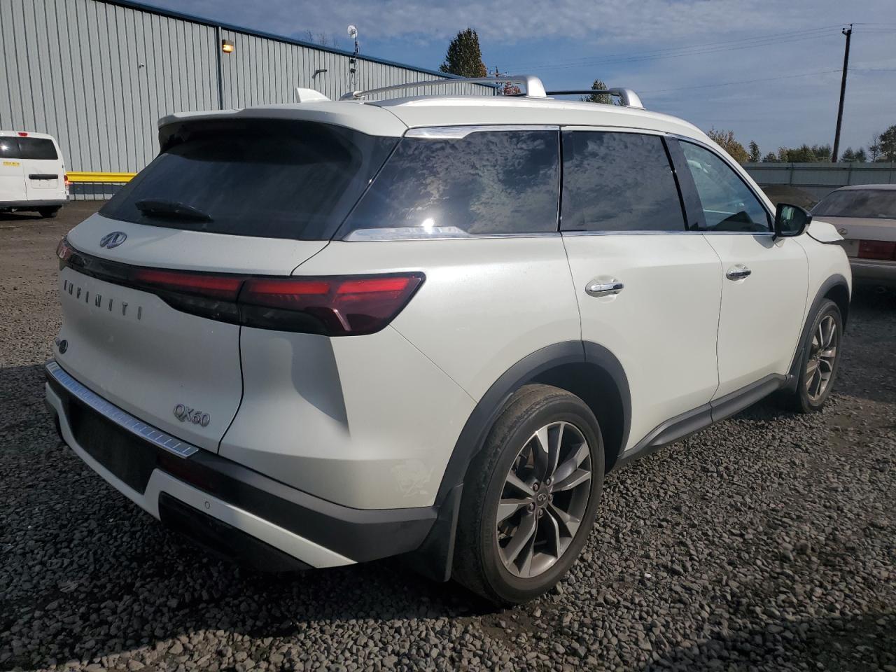2023 Infiniti Qx60 Luxe - Фото 3