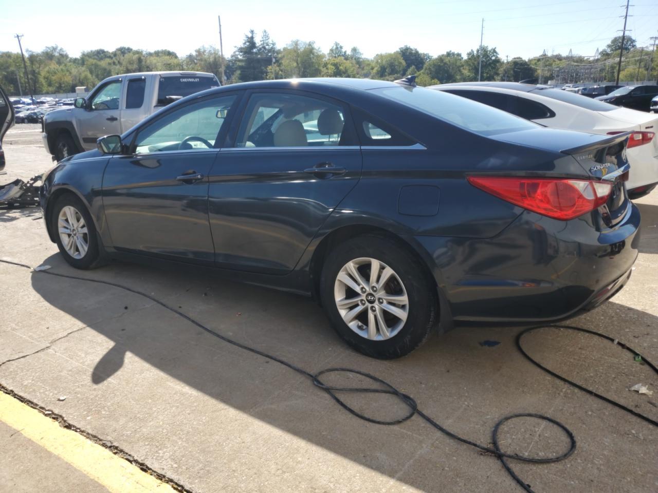 2013 Hyundai Sonata Gls - Фото 2