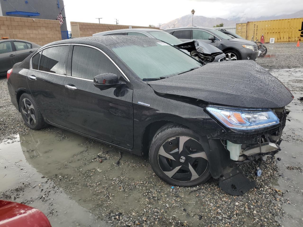 2014 Honda Accord Plug-In Hybrid - Фото 4