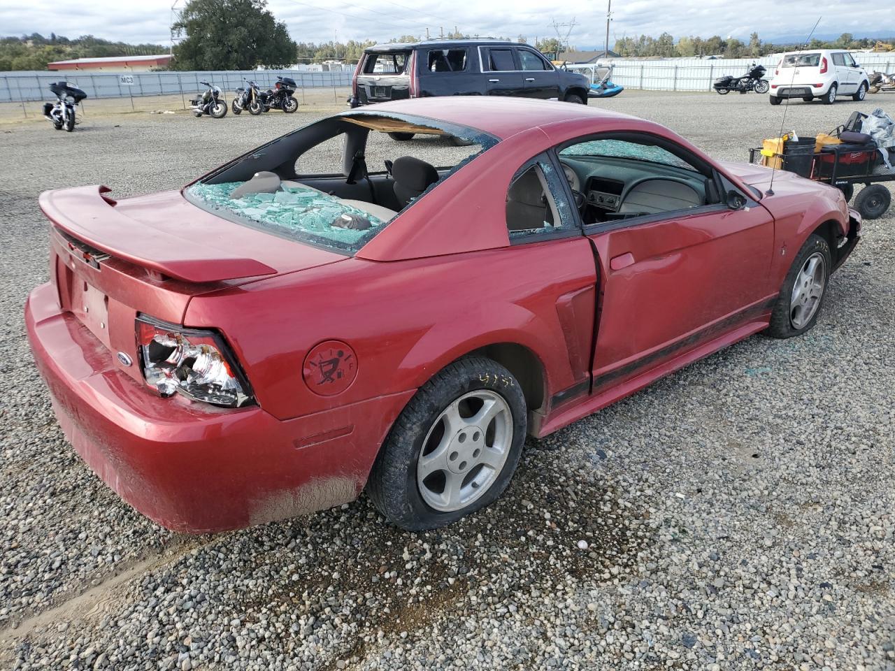 2002 Ford Mustang - Фото 3