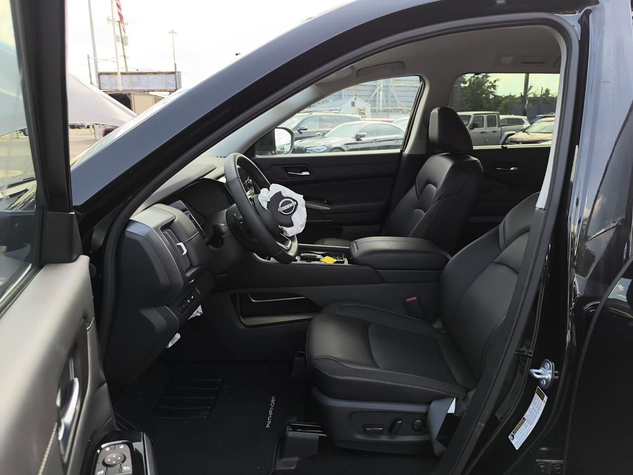 2024 Nissan Pathfinder Sl - Фото 7