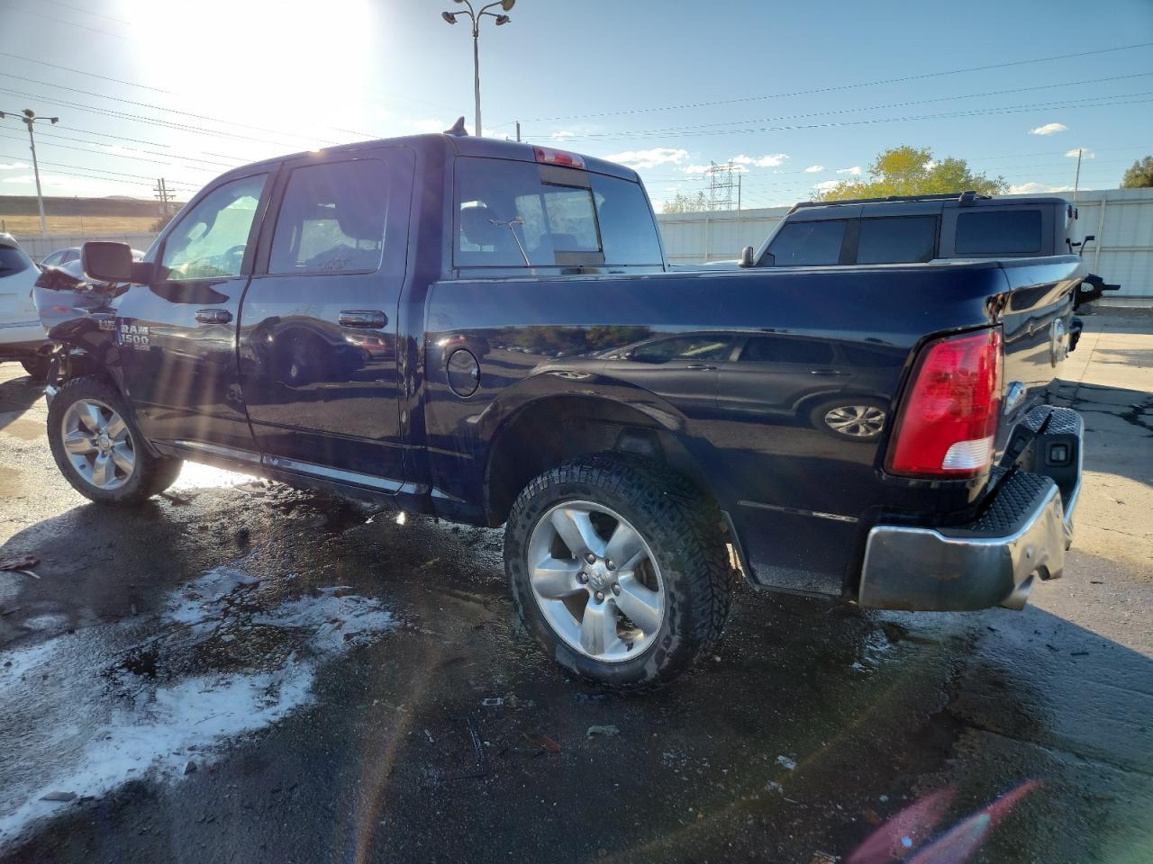 2019 Ram 1500 Classic Slt - Image 2