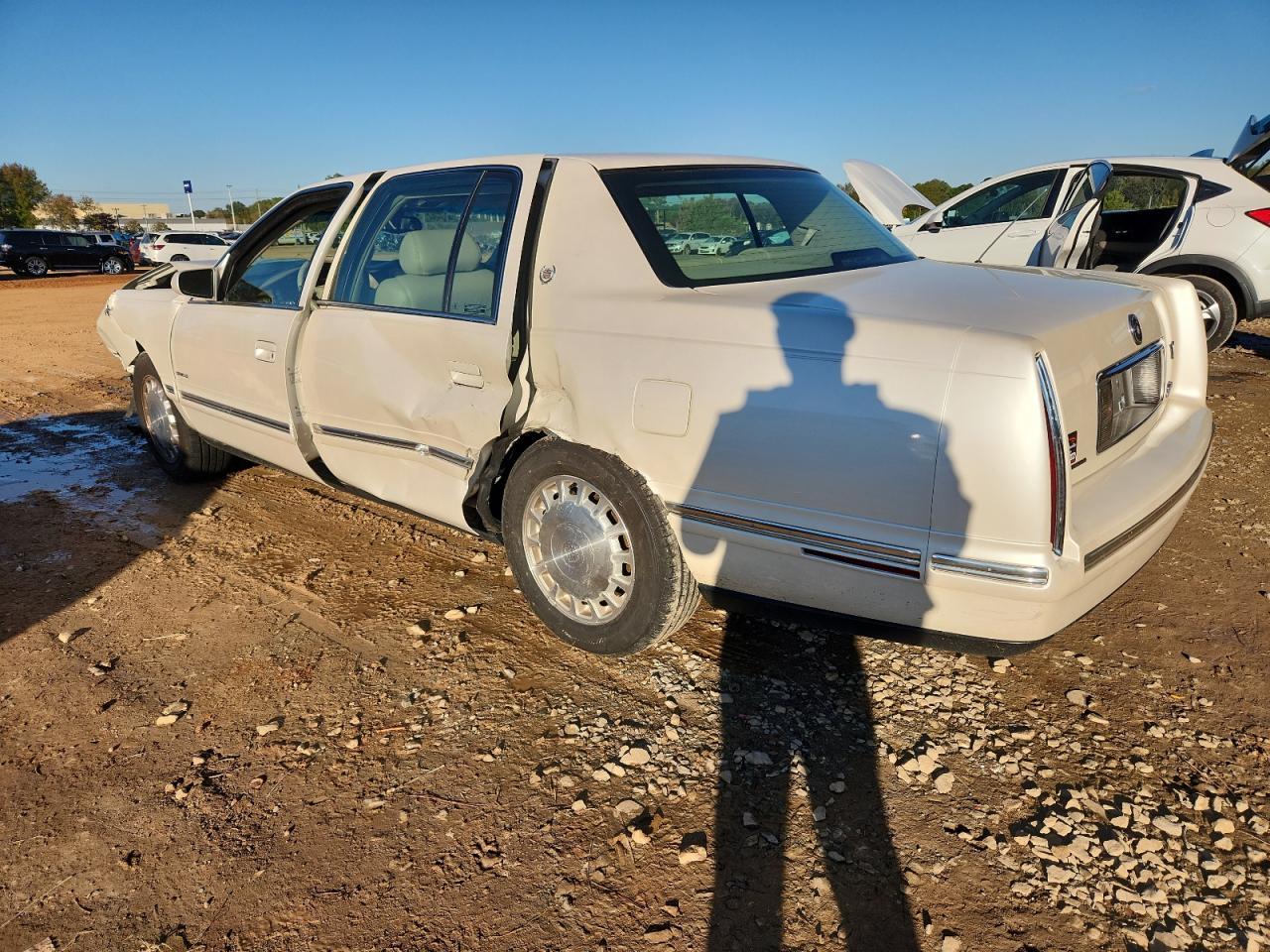 1999 Cadillac Deville - Image 2