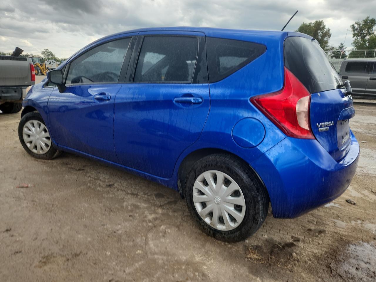 2016 Nissan Versa Note S - Фото 2