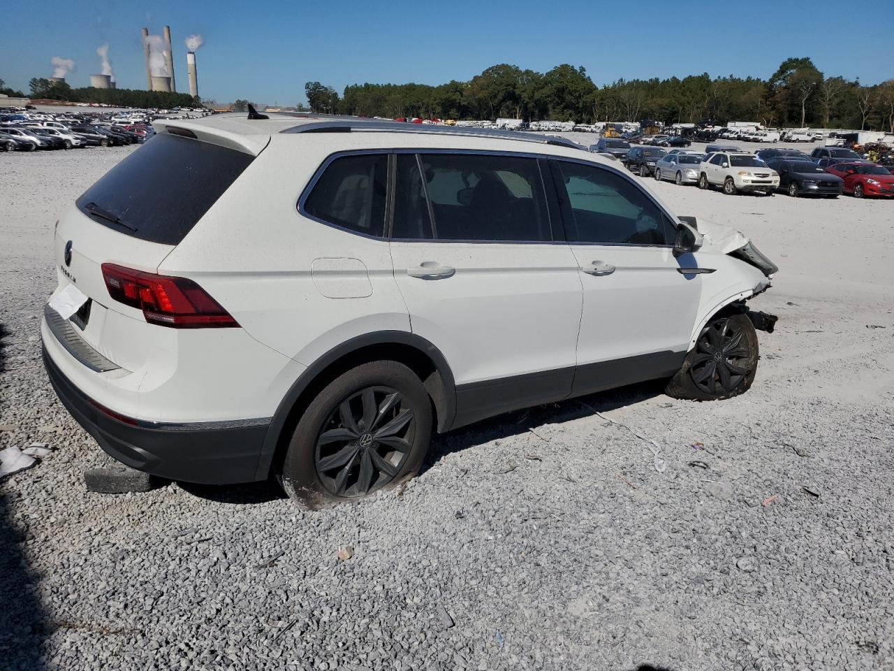 2024 Volkswagen Tiguan Se - Фото 3