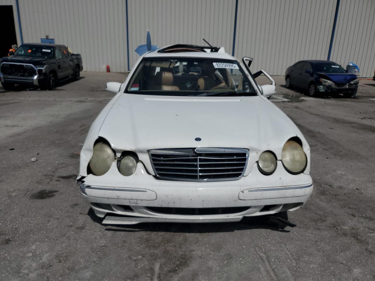 2001 Mercedes-Benz E 320 - Image 5