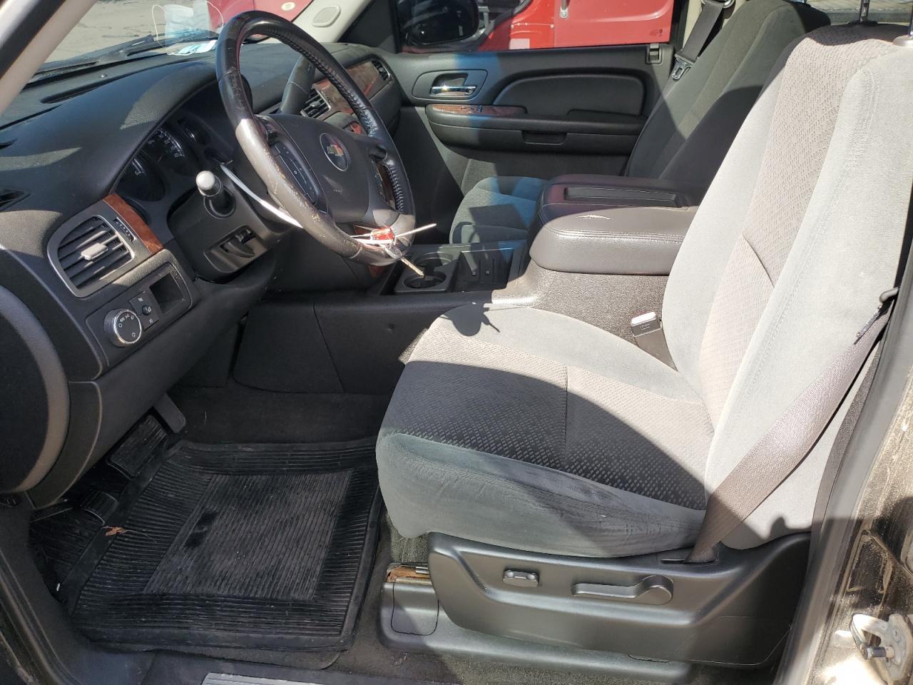 2007 Chevrolet Avalanche C1500 - Image 7