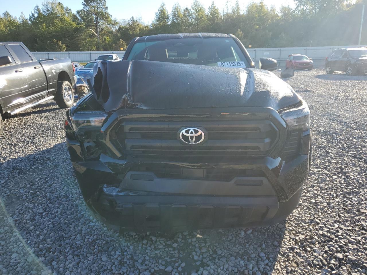 2024 Toyota Tacoma Double Cab - Image 5