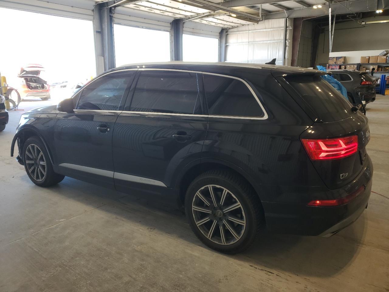 2017 Audi Q7 Premium Plus - Фото 2