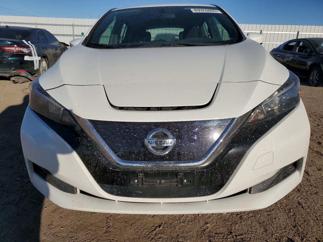 2018 Nissan Leaf S - Image 5
