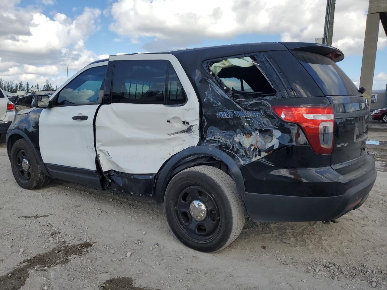 2015 Ford Explorer Police Interceptor - Image 2