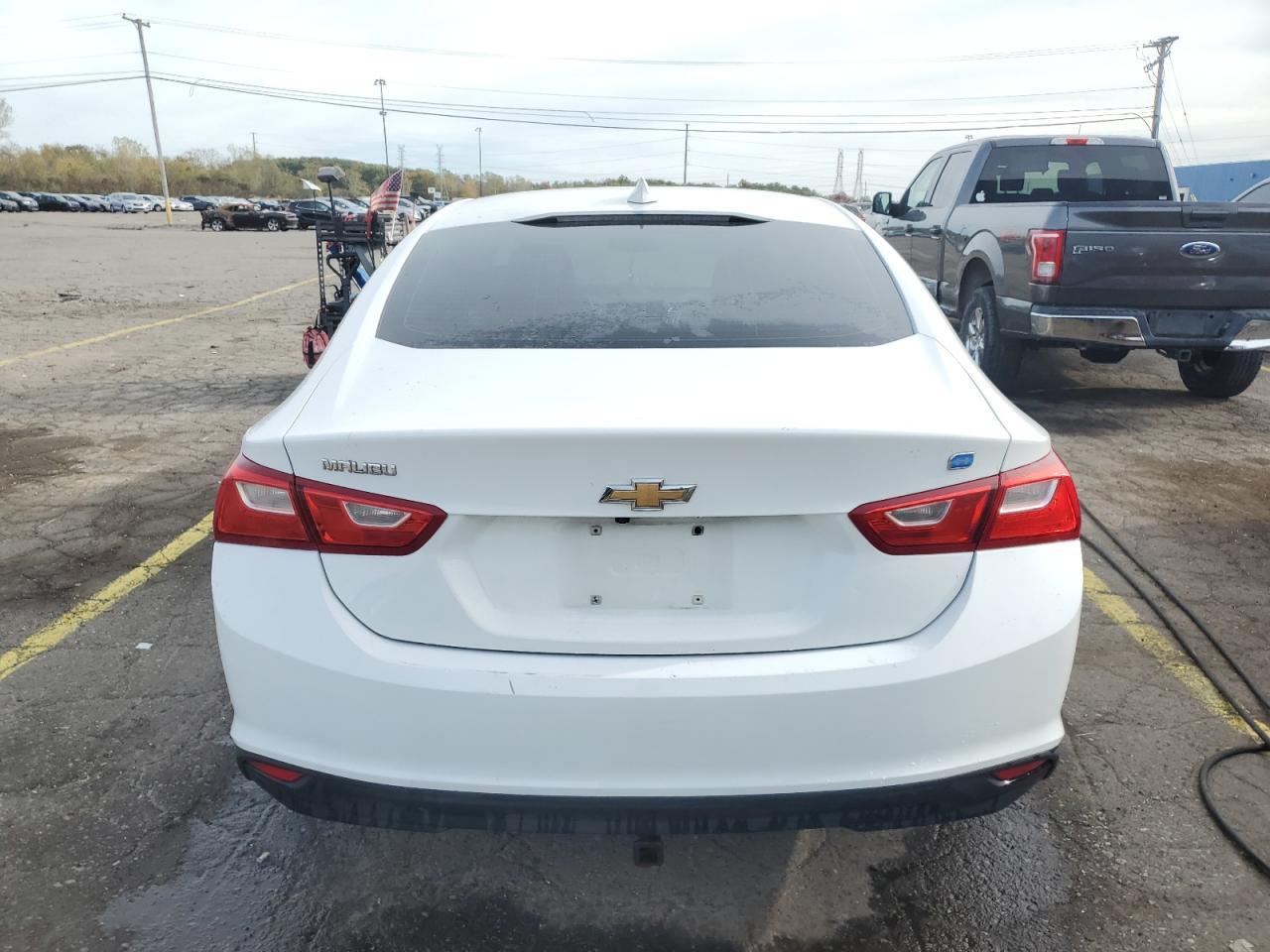 2017 Chevrolet Malibu Hybrid - Фото 6