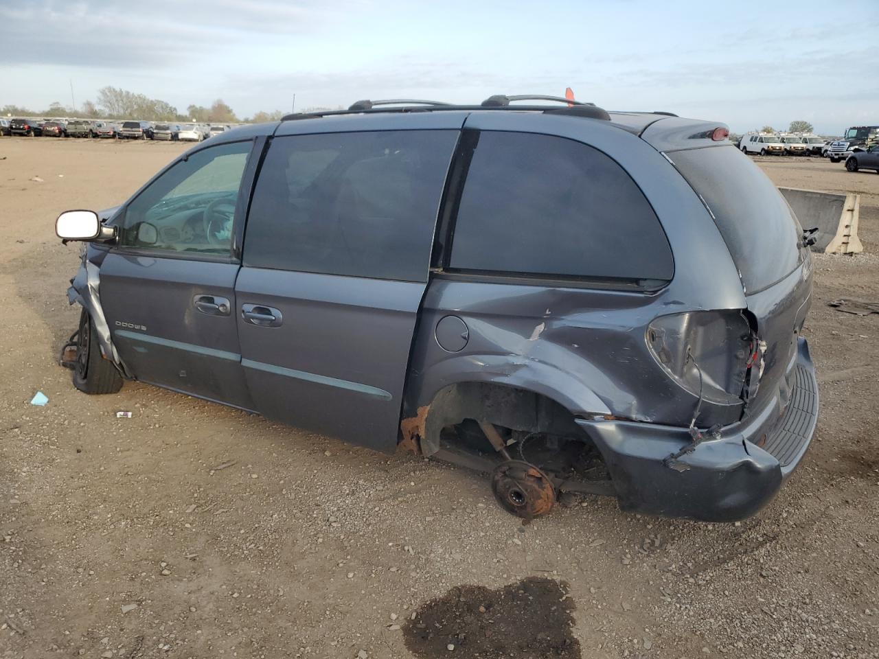 2001 Dodge Caravan - Фото 2