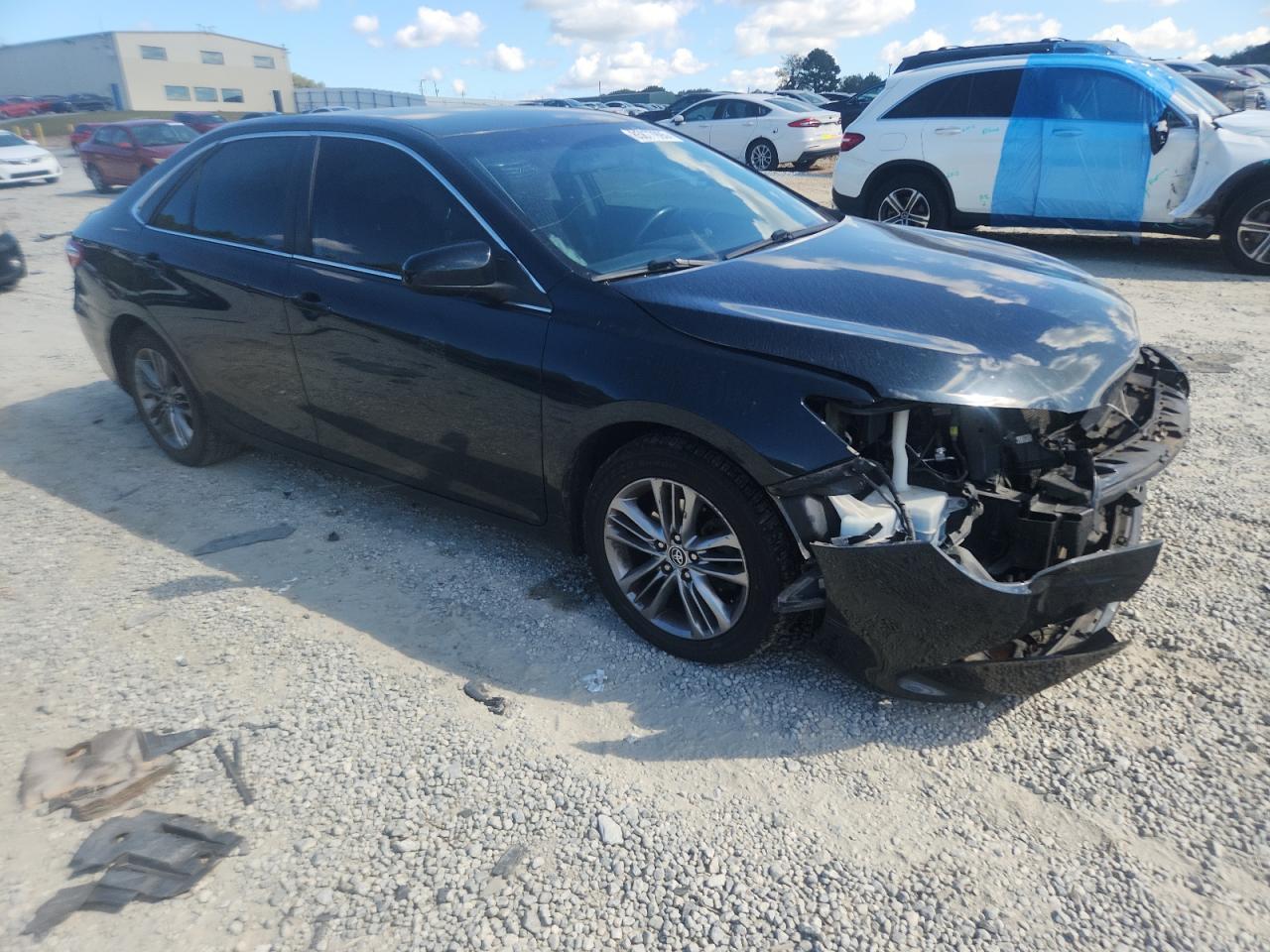 2015 Toyota Camry Le - Фото 4