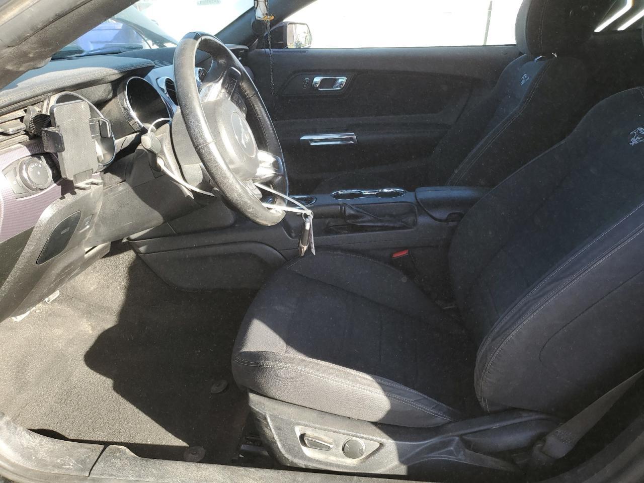 2016 Ford Mustang - Фото 7