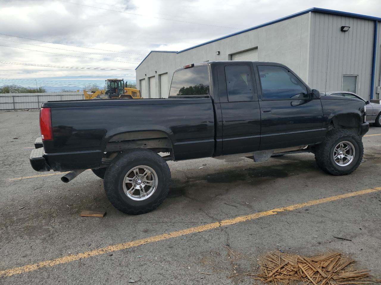 1998 Chevrolet Gmt-400 K1500 - Image 3