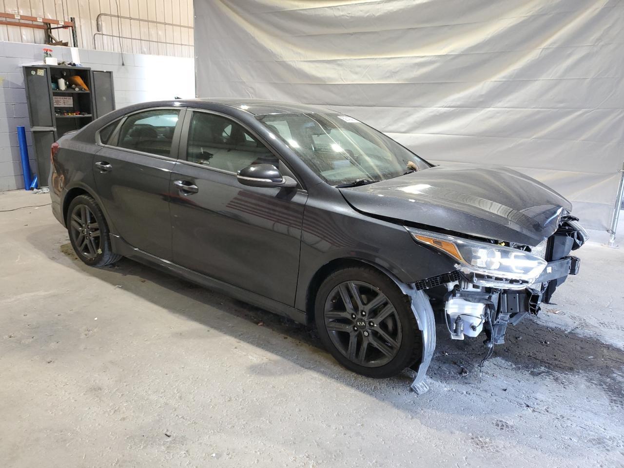 2020 Kia Forte Gt Line - Фото 4