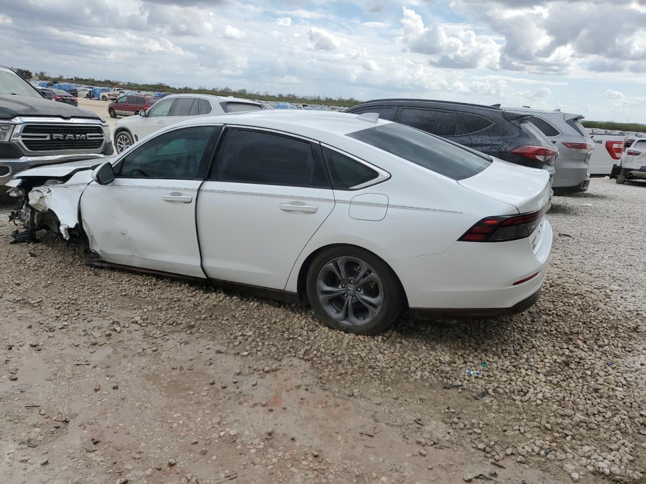 2023 Honda Accord Ex - Фото 2