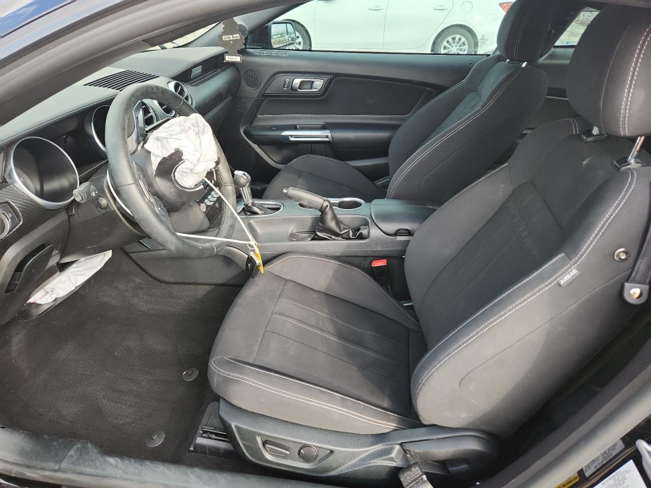 2023 Ford Mustang - Фото 7