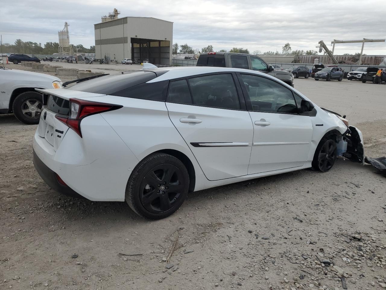 2021 Toyota Prius Special Edition - Фото 3