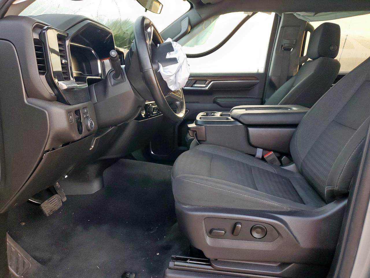 2024 Chevrolet Silverado K1500 Lt - Image 7