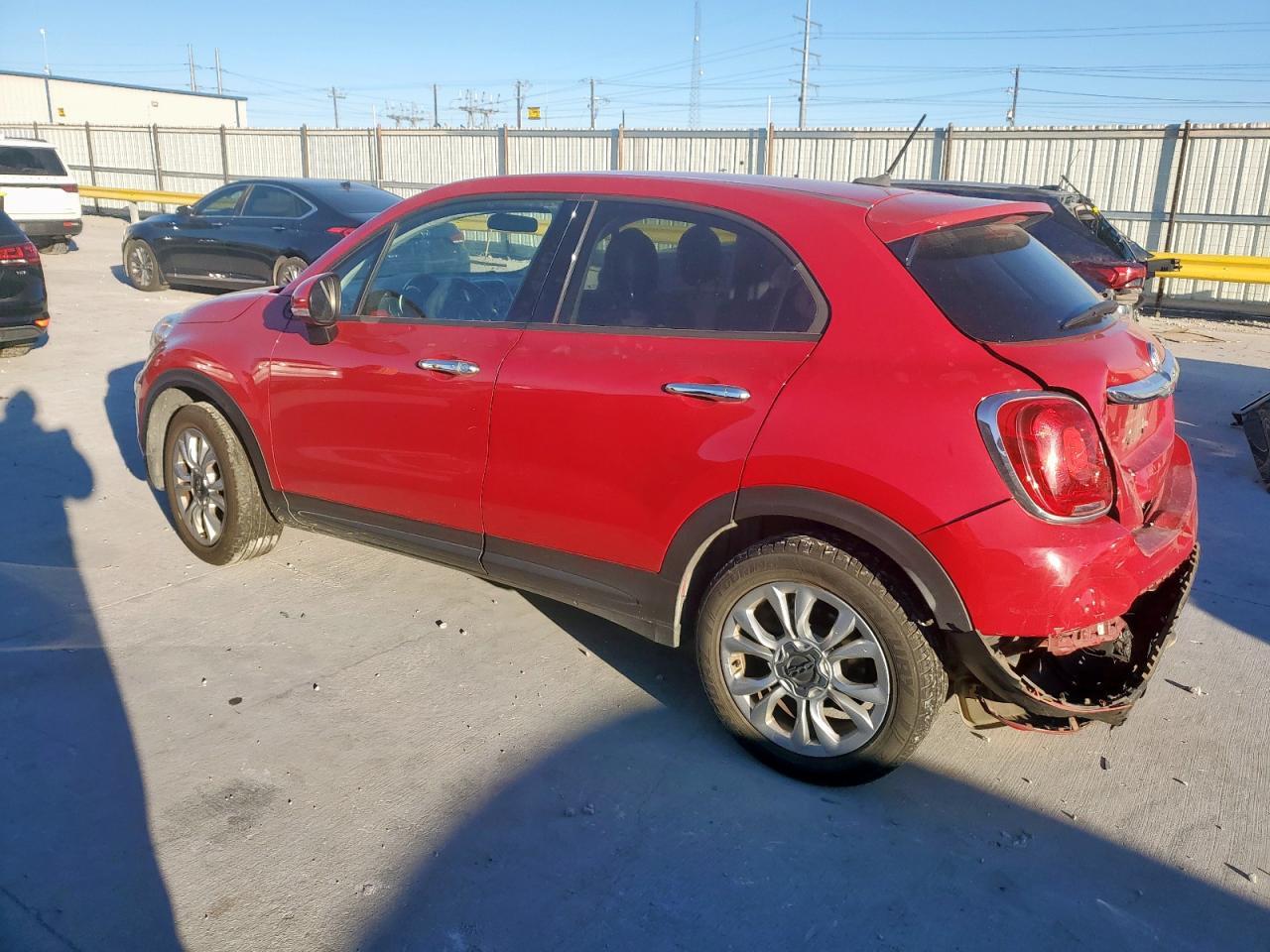 2016 Fiat 500X Easy - Image 2