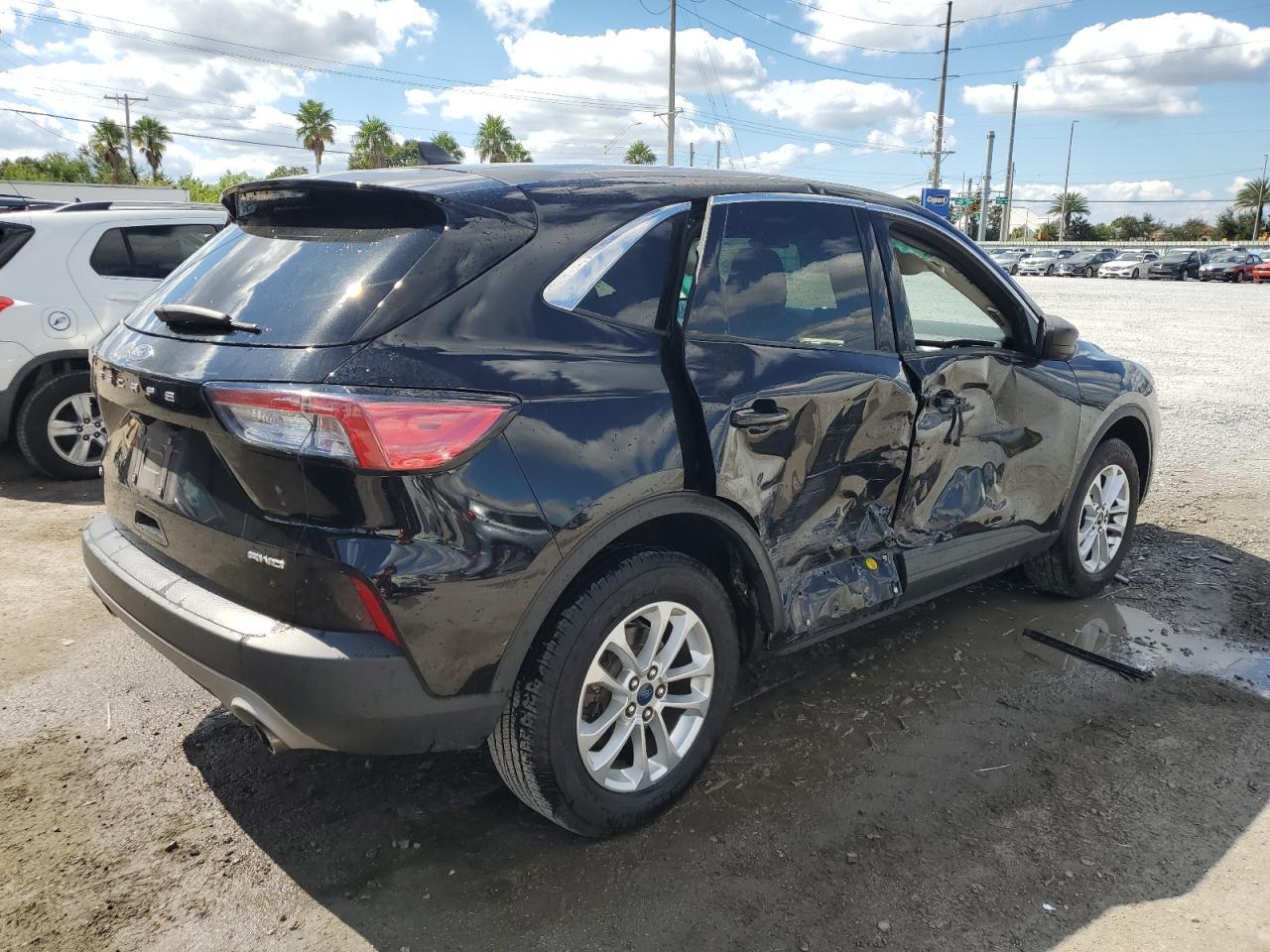 2022 Ford Escape Se - Image 3