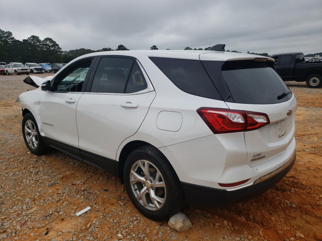 2021 Chevrolet Equinox Lt - Image 2