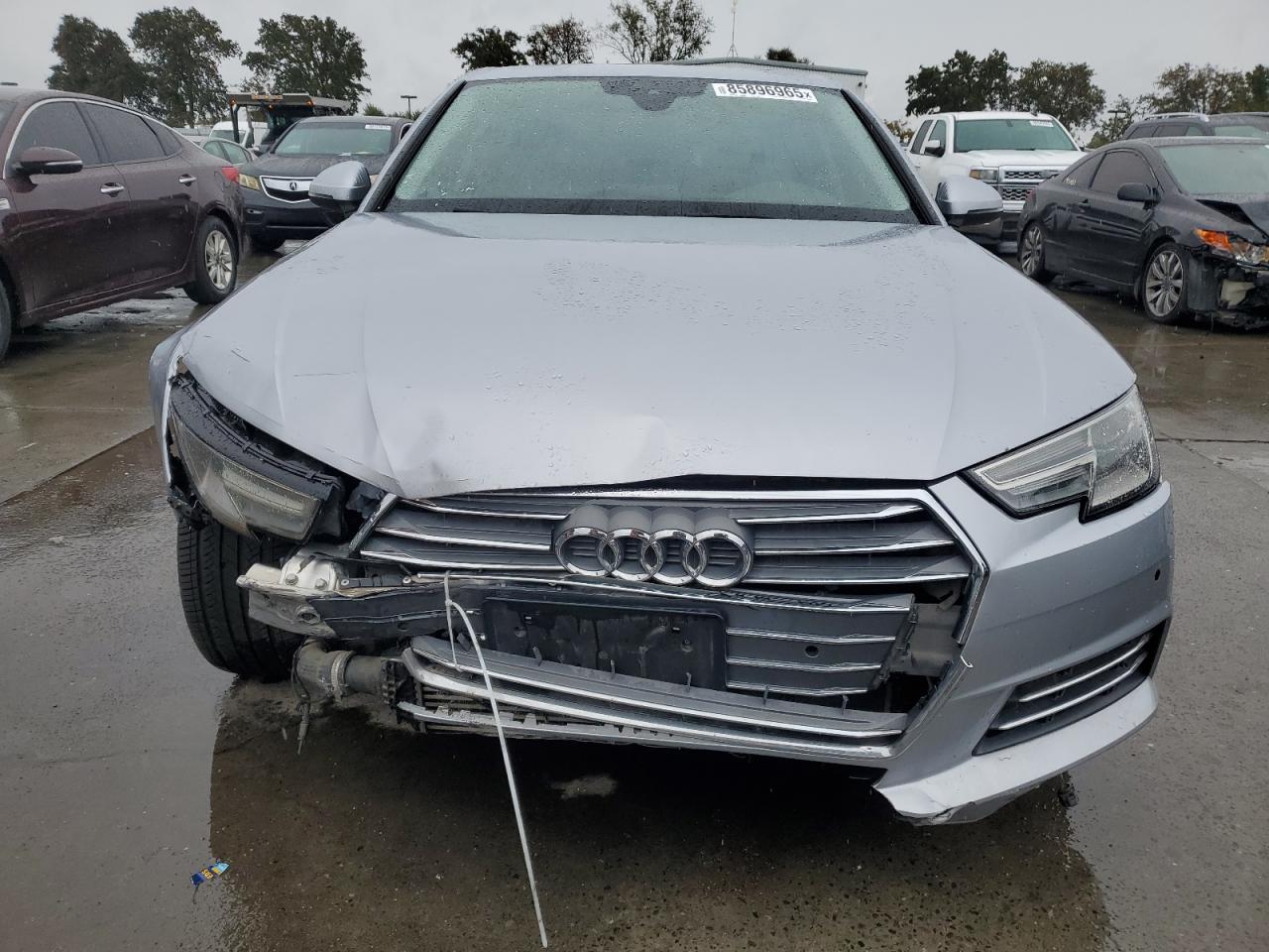 2017 Audi A4 Premium - Фото 5