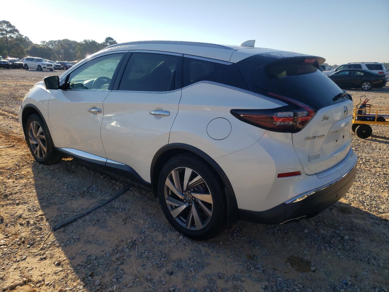 2021 Nissan Murano Sl - Image 2