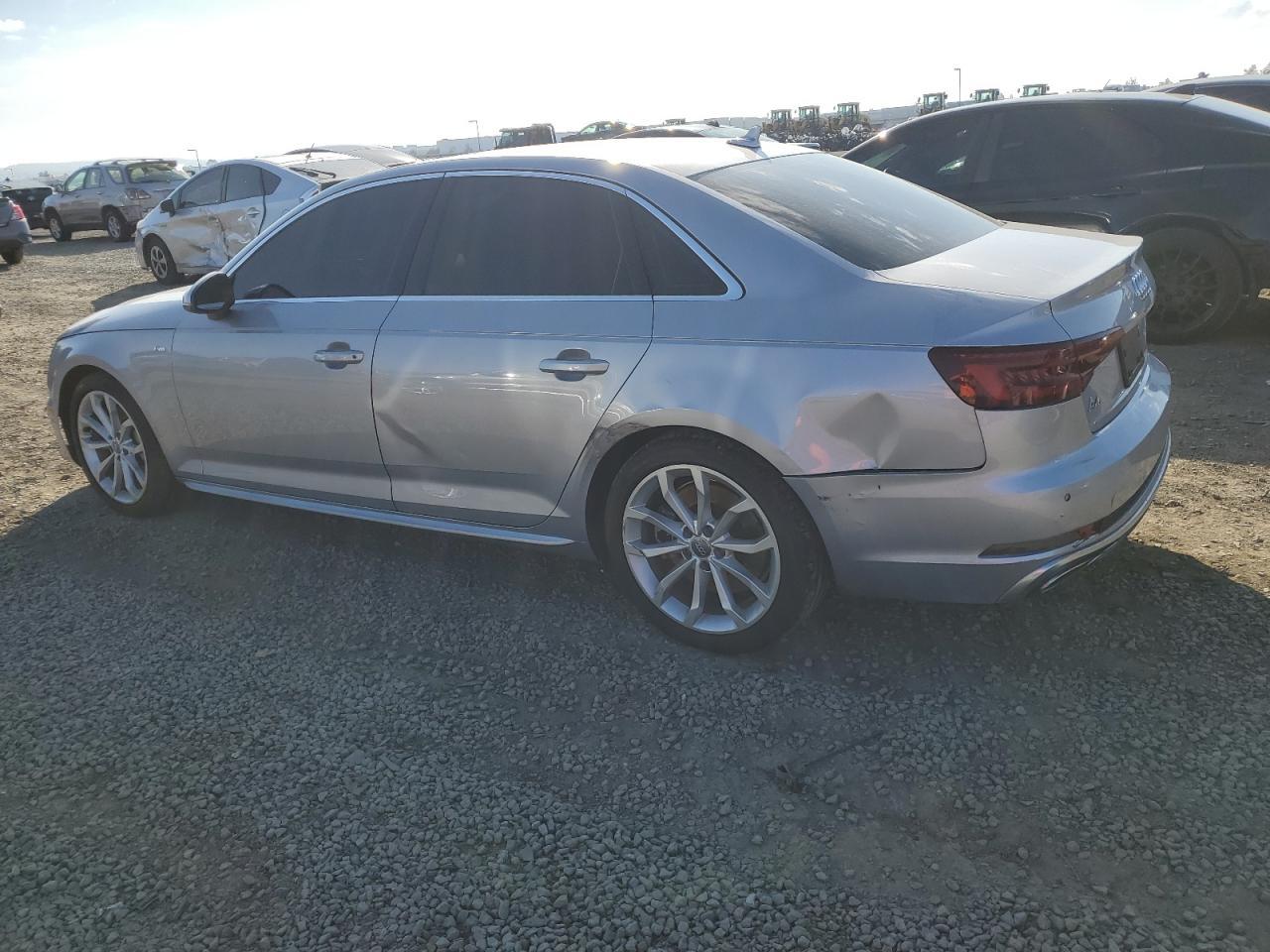2019 Audi A4 Premium Plus - Фото 2