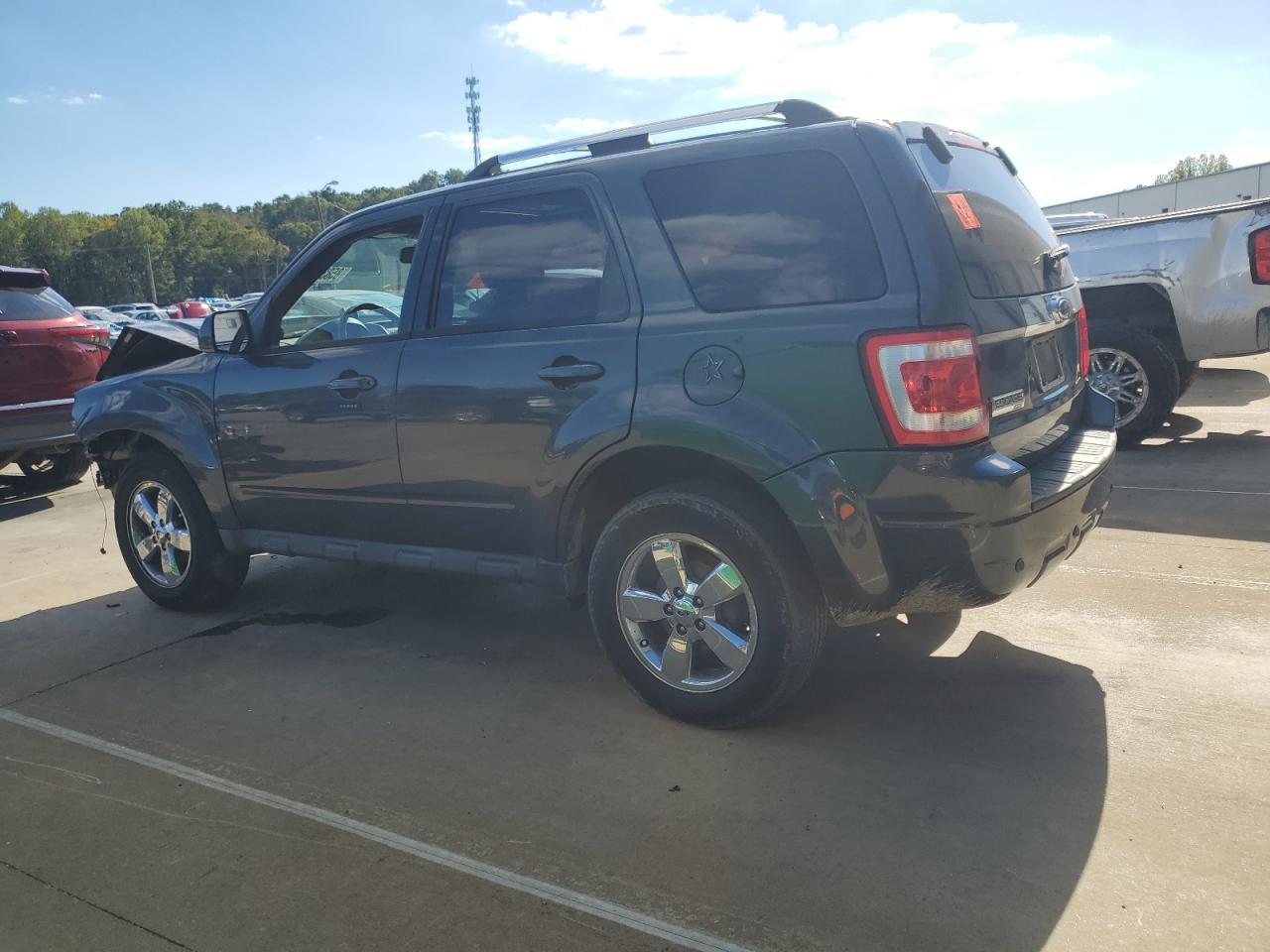 2009 Ford Escape Limited - Image 2