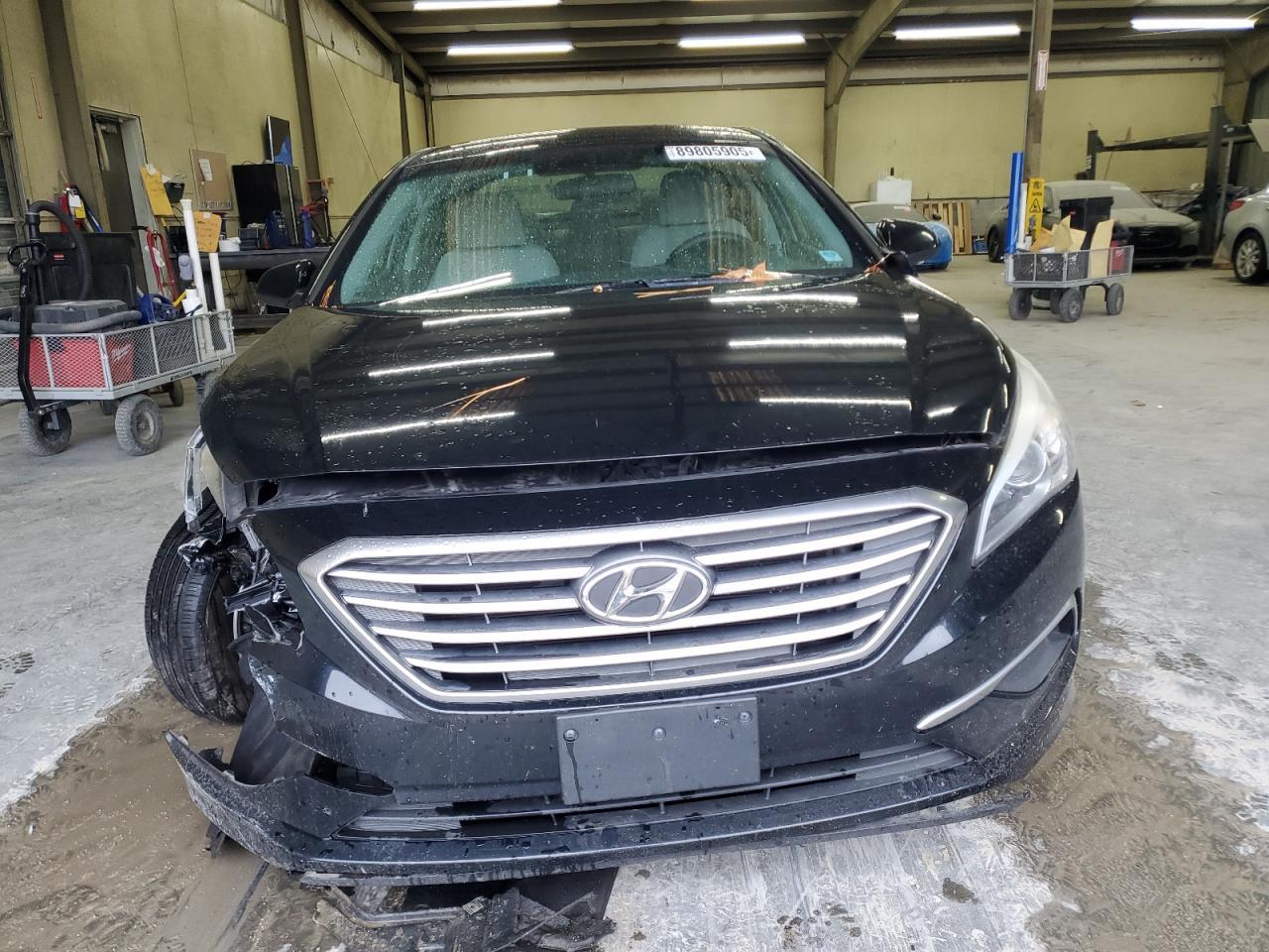 2017 Hyundai Sonata Se - Image 5