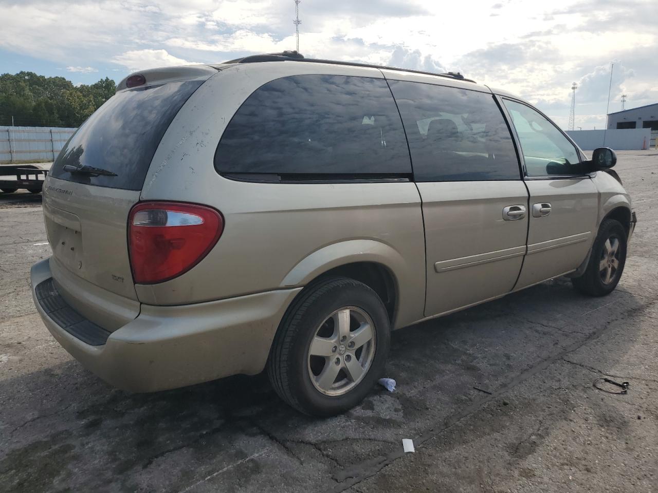 2006 Dodge Grand Caravan Sxt - Фото 3