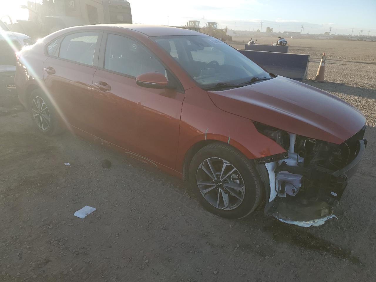 2023 Kia Forte Lx - Фото 4