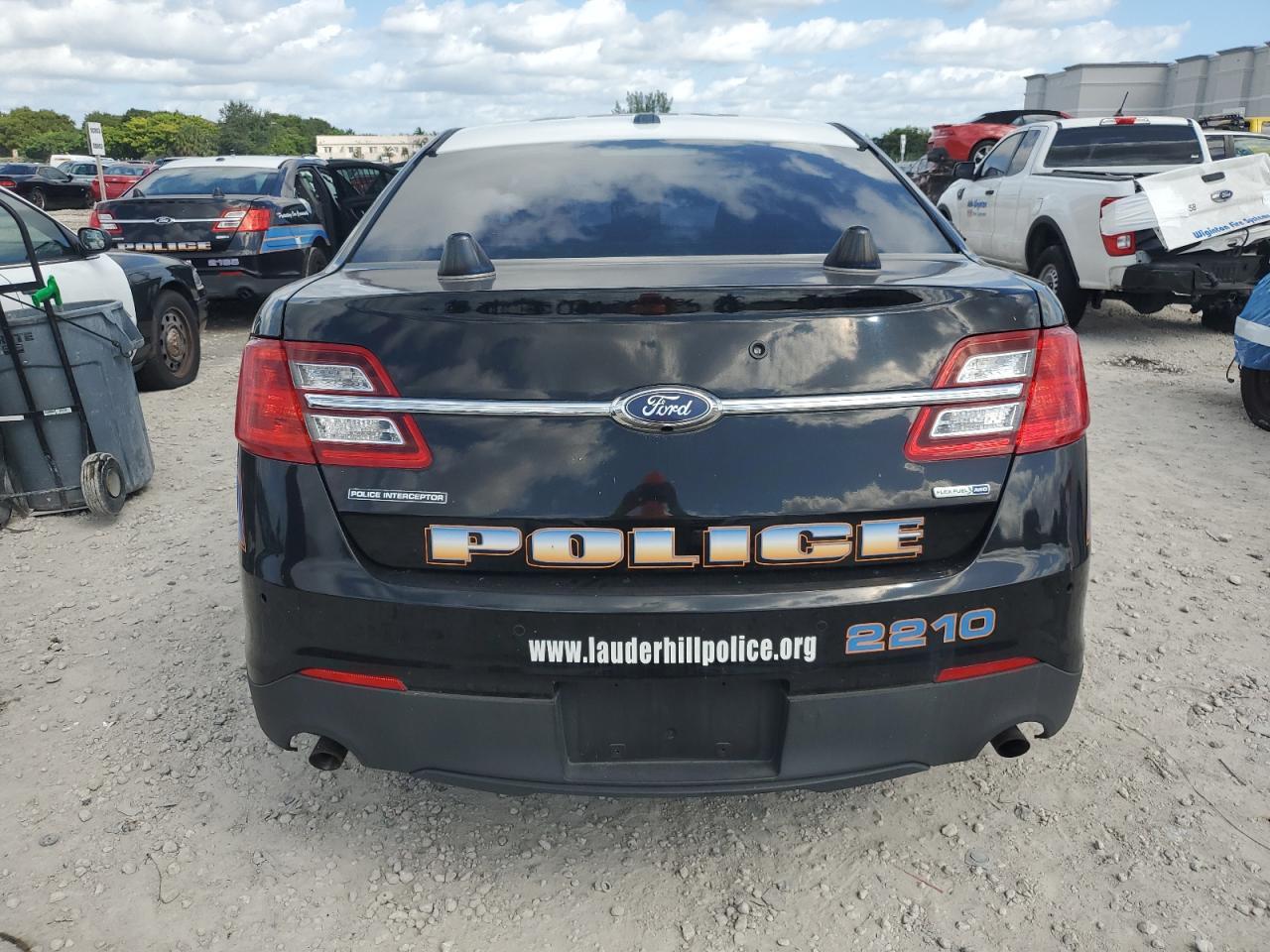 2018 Ford Taurus Police Interceptor - Фото 6