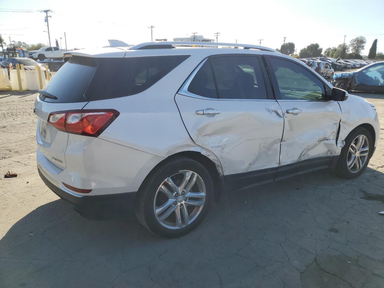 2019 Chevrolet Equinox - Фото 3