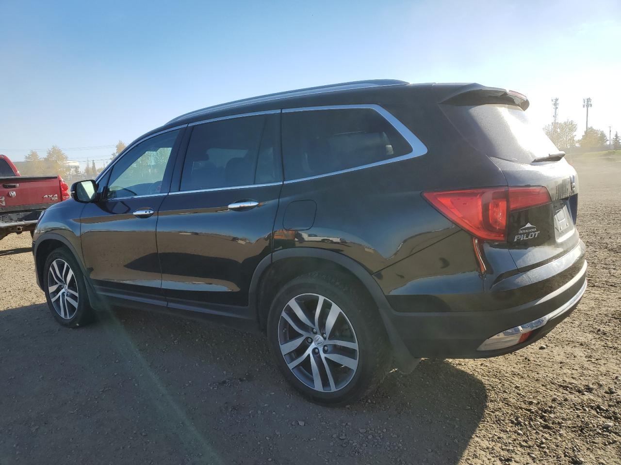 2017 Honda Pilot Touring - Фото 2