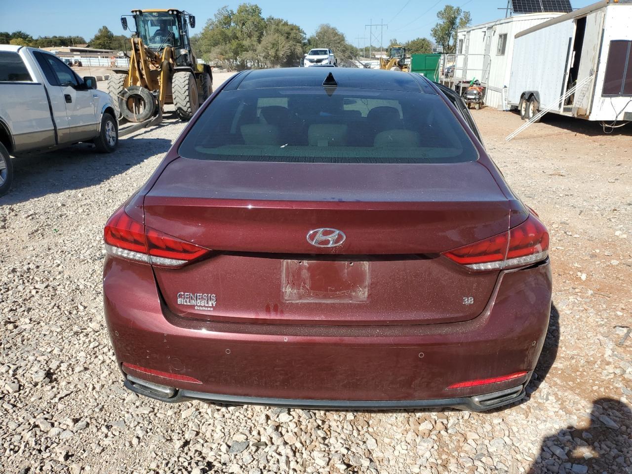 2015 Hyundai Genesis 3.8L - Фото 6
