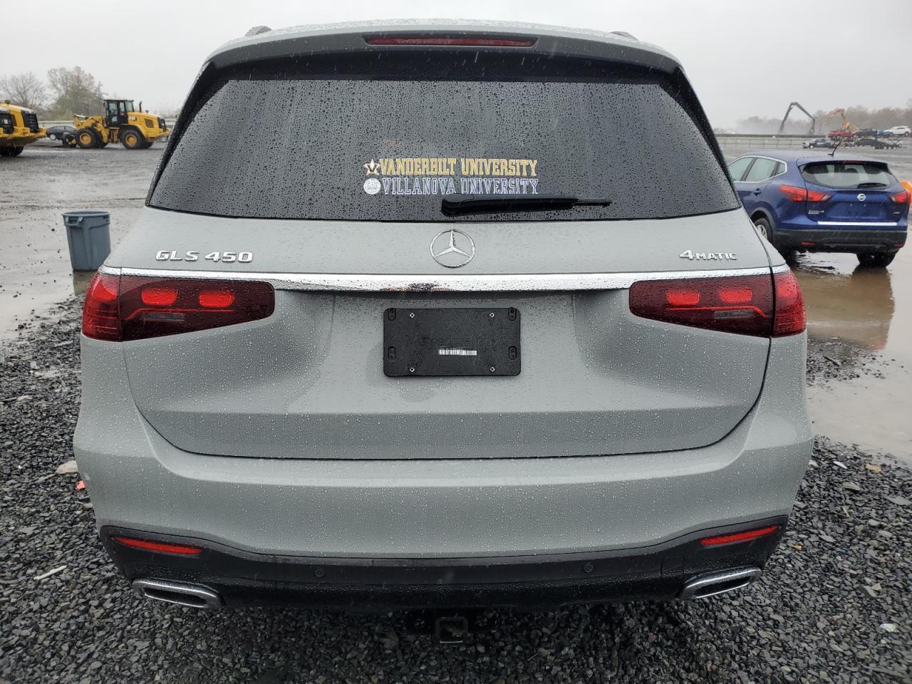 2025 Mercedes-Benz Gls 450 4Matic - Image 6