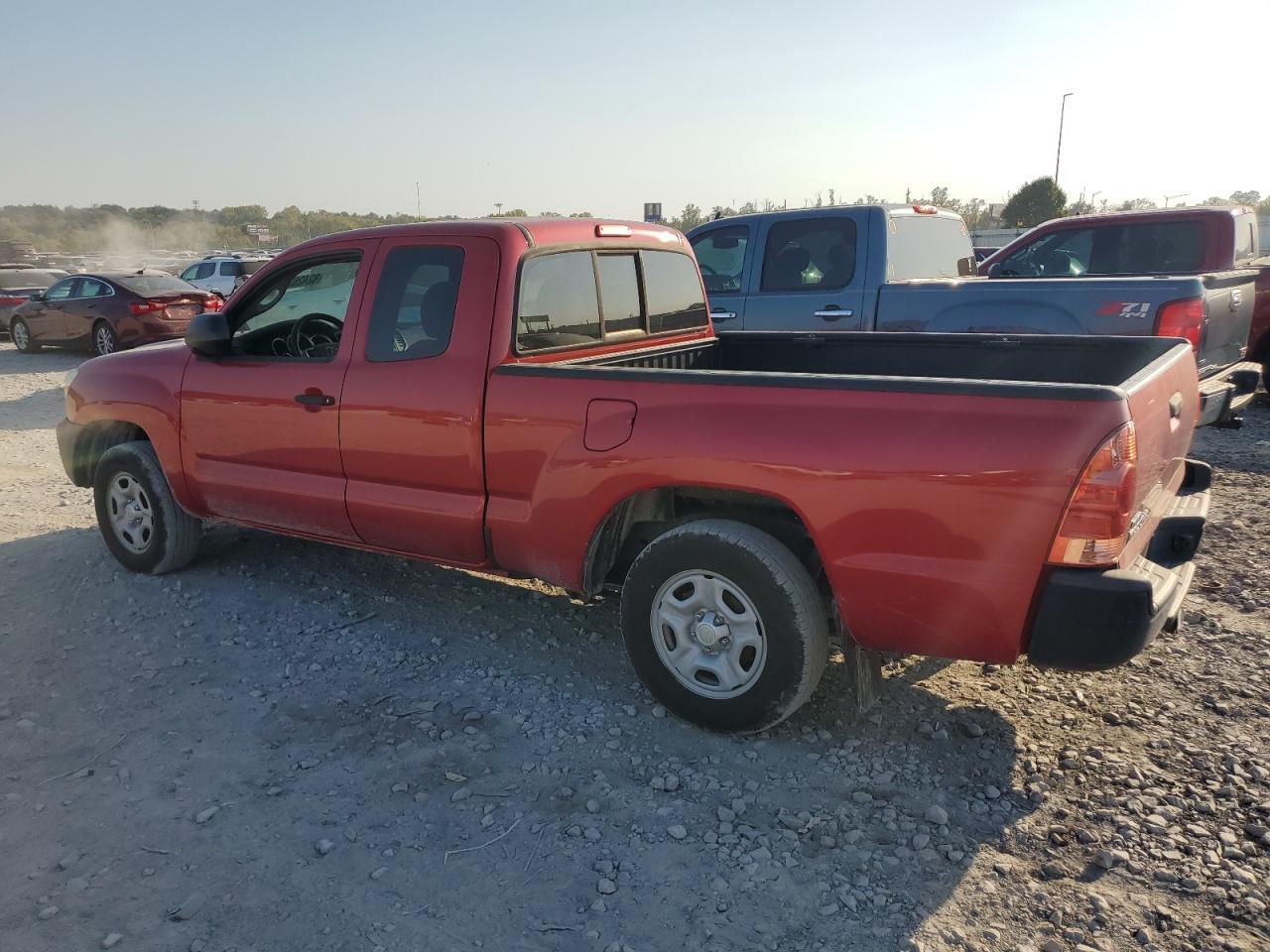 2015 Toyota Tacoma Access Cab - Image 2