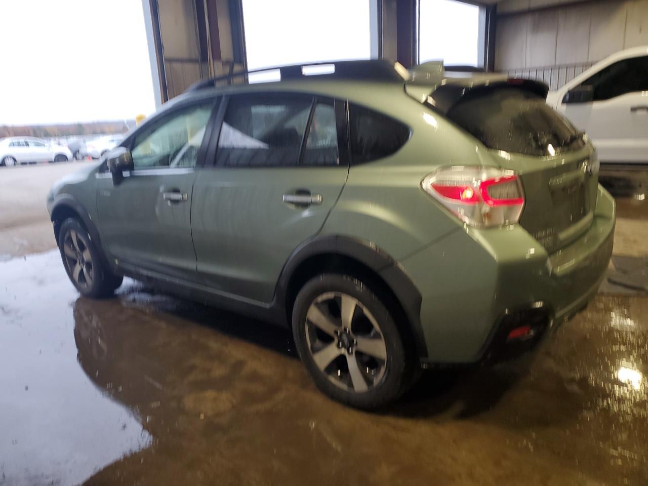 2016 Subaru Crosstrek 2.0I Hybrid Touring - Фото 2